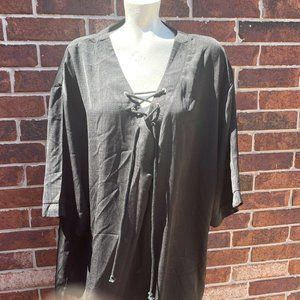 Womens black boutique blouse NWT size 4x plus size criss cross cord lace up Neck